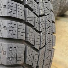 スタッドレスタイヤ　アルミホイール　175/65R14　４本