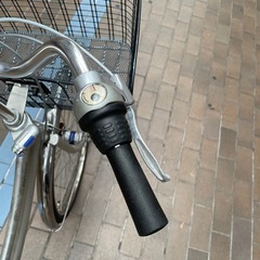 【絶対にすぐ売れます】 ブリヂストン  26インチ 5段変速 オートライト 特大カゴ