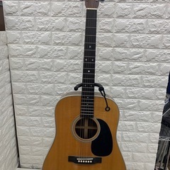 アコギ　Martin D-28 下部補修跡有