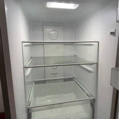急募！2022年製冷蔵庫218L ハイアール