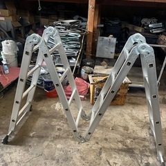 アルミ製ラダーハシゴ2個