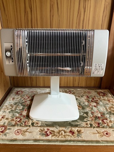 CORONA AH-127R(SS)(美品) AH-127R コロナ 遠赤外線電気ストーブ 2017