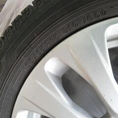 お取引中★スタッドレスタイヤ15インチ