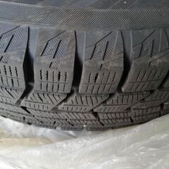 お取引中★スタッドレスタイヤ15インチ