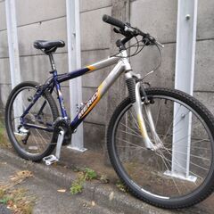 MERIDA　メリダ　２６インチのMTBです。