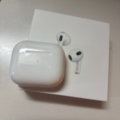 Apple AirPods（第3世代）Lightningケース付...