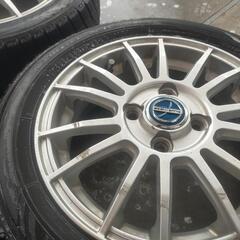 スタッドレスタイヤ　ホイールセット　溝あり