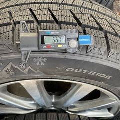 タイヤ(スタッドレス)