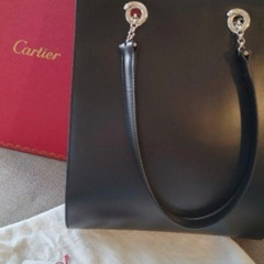再投稿キャンセルのため新品同様美品カルティエハンドバッグおねさげしました！ 新品同様美品カルティエハンドバッグおねさげしました！