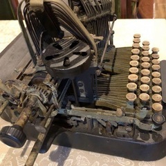アンティーク　インテリア　タイプライター