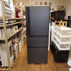 2021年製！！ 東芝 326L 3ドア冷蔵庫！！