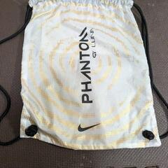 NIKEファントムgy2エリートAG