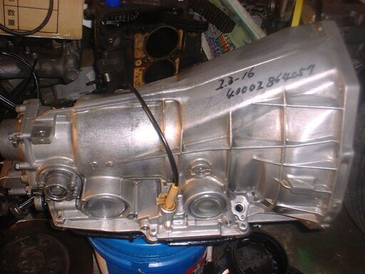 Mベンツ190E-16VエンジンリビルトA/T販売 (ウミ) 成田のパーツの中古 