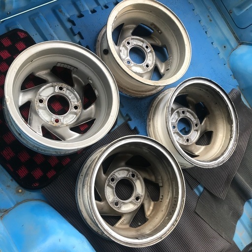 12インチ シルバー ホイール 4個セット PCD114.3 12インチ シルバー ホイール 4個セット PCD114.3 12インチ シルバー