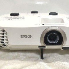 【収納バッグ付き】プロジェクター　エプソン EPSON EH-TW5200 収納バッグ付き】プロジェクターエプソン EPSON EH-TW5200