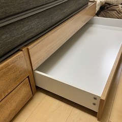 ベットフレーム、マットレス