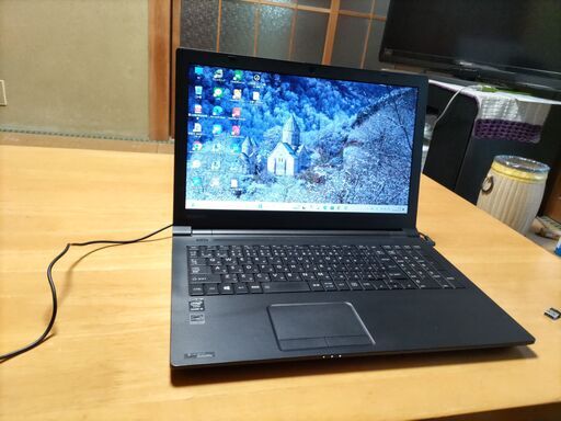ノートパソコン　東芝ダイナブックR35/M　Windきれい美品