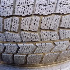 【新品同様溝】185/70R14　スタッドレスタイヤ