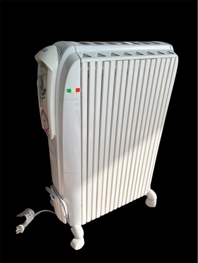 ☆美品☆ デロンギ オイルヒーター DeLonghi D081569EFS デロンギ