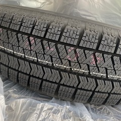 今日まで値段最終決定スタッドレスタイヤ　新品　VRX2  ホイール付　軽自動車　ブリヂストン