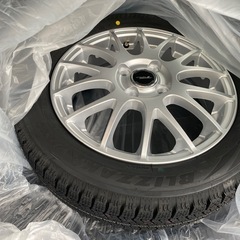 今日まで値段最終決定スタッドレスタイヤ　新品　VRX2  ホイール付　軽自動車　ブリヂストン