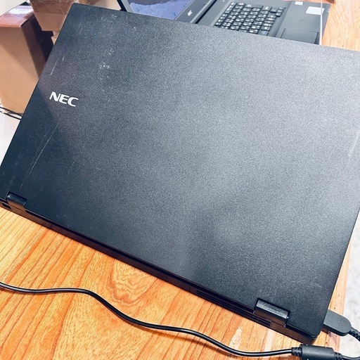 4737 NEC PC-VKL21XZG5 Core i3 8145U 2.1GHz/8GB/256GB(SSD)/DVD/15.6W/