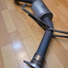 値下げします。TOYOTA、ノア、ヴォクシー70系砲弾マフラー