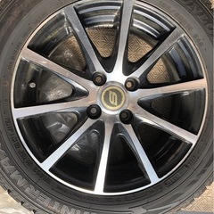 15インチ　 185/60r15  ホイール付きスタッドレスタイヤ