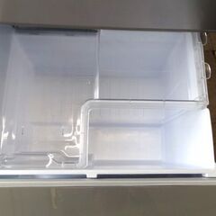 シャープ 冷凍冷蔵庫 SJ-W352C 350L 3ドア 左右開き どっちもドア 節電モード ナノ低温脱臭触媒   2017年製☆店頭お引き取り歓迎【自社配送は札幌市内限定】札幌市白石区