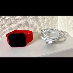 《美品本体＆充電ケーブル》Apple Watch Series 8 45mm color RED