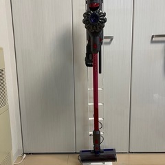 Dyson  V8 slim fluffy　