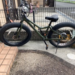 ファットバイク 26インチ 極太タイヤ10cm カーキ色