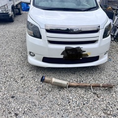 70ノア　　　　　トラストπ100