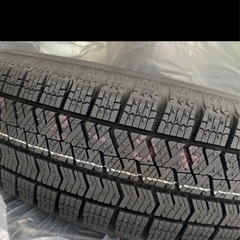 今日まで　
値段最終決定スタッドレスタイヤ　ホイール付　新品　ブリヂストン　VRX2 