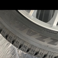 今日まで　
値段最終決定スタッドレスタイヤ　ホイール付　新品　ブリヂストン　VRX2 