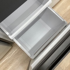 AQUA(アクア)の2ドア冷蔵庫 AQR-17Pのご紹介です！