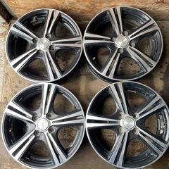 マナレイ　ROZEST 15インチ　アルミホイール