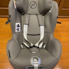0220499973□ アップリカ フラディア グロウ ISOFIX グレーパール 2107708