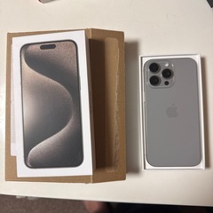 美品　iPhone15 ProMax 512GB  