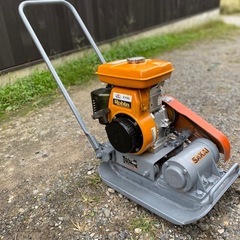 ロビンエンジンEY20 、80Kgクラス プレートコンパクター 転圧機