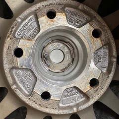 ブリジストン スタッドレスタイヤ 美品　225/65R17
