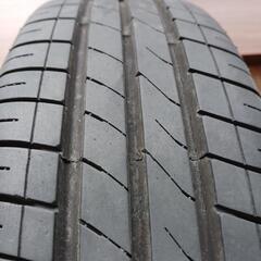 アルミホイルとタイヤ155、65R14 ,75T