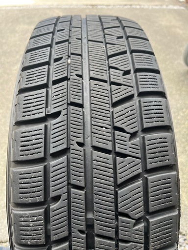 15インチ スタッドレスタイヤセットダンロップ製 トヨタ ノア ボクシー等