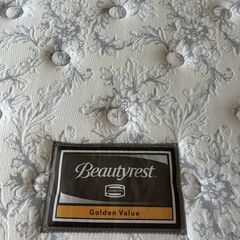 シモンズ　ワイドダブルマットレス とフレームセット　２０２４/５月購入