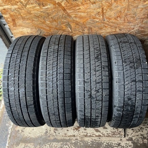 まこやんさん専用バリ山⭐︎VRX3　175/65R14 効く！ブリザック まこやんさん専用バリ山⭐︎VRX3 175/65R14 効く！ブリザック