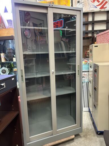 ▽リサイクルショップだいえい ガラスショーケース 陳列棚