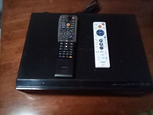 1TB東芝2番組同時録画ブルーレイレコーダー DBR-W1007/2016年製 東芝 ブルーレイレコーダー 2016年製 1TB DBR-W1007 リモコン付き 2