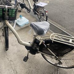 地域限定送料無料 ヤマハ パス ラフィーニ 三人乗り 子供乗せ 8,9AH 白 