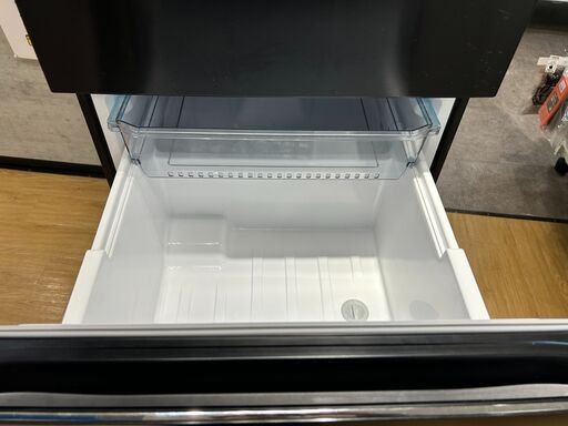 ジモティ来店特価!! 冷蔵庫 ヤマダ YRZ-F15J 2023 J-10197