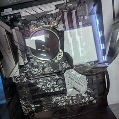 Desktop PC - 部品が欠品しているパソコン